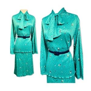 Vintage 1970s plus size Floral Skirt and Top Set